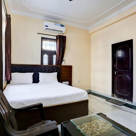 Oyo Hotel Elite Inn Джайпур Екстериор снимка