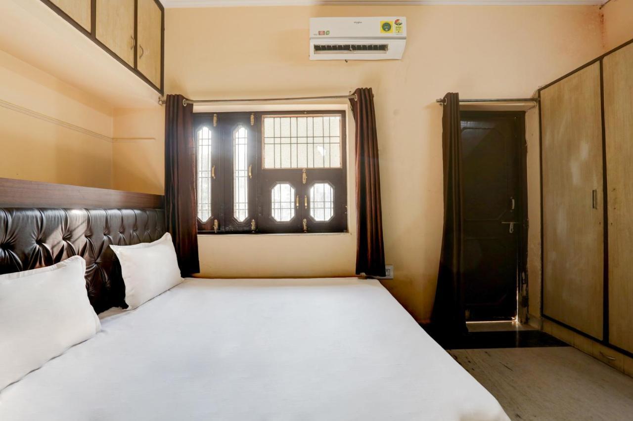 Oyo Hotel Elite Inn Джайпур Екстериор снимка