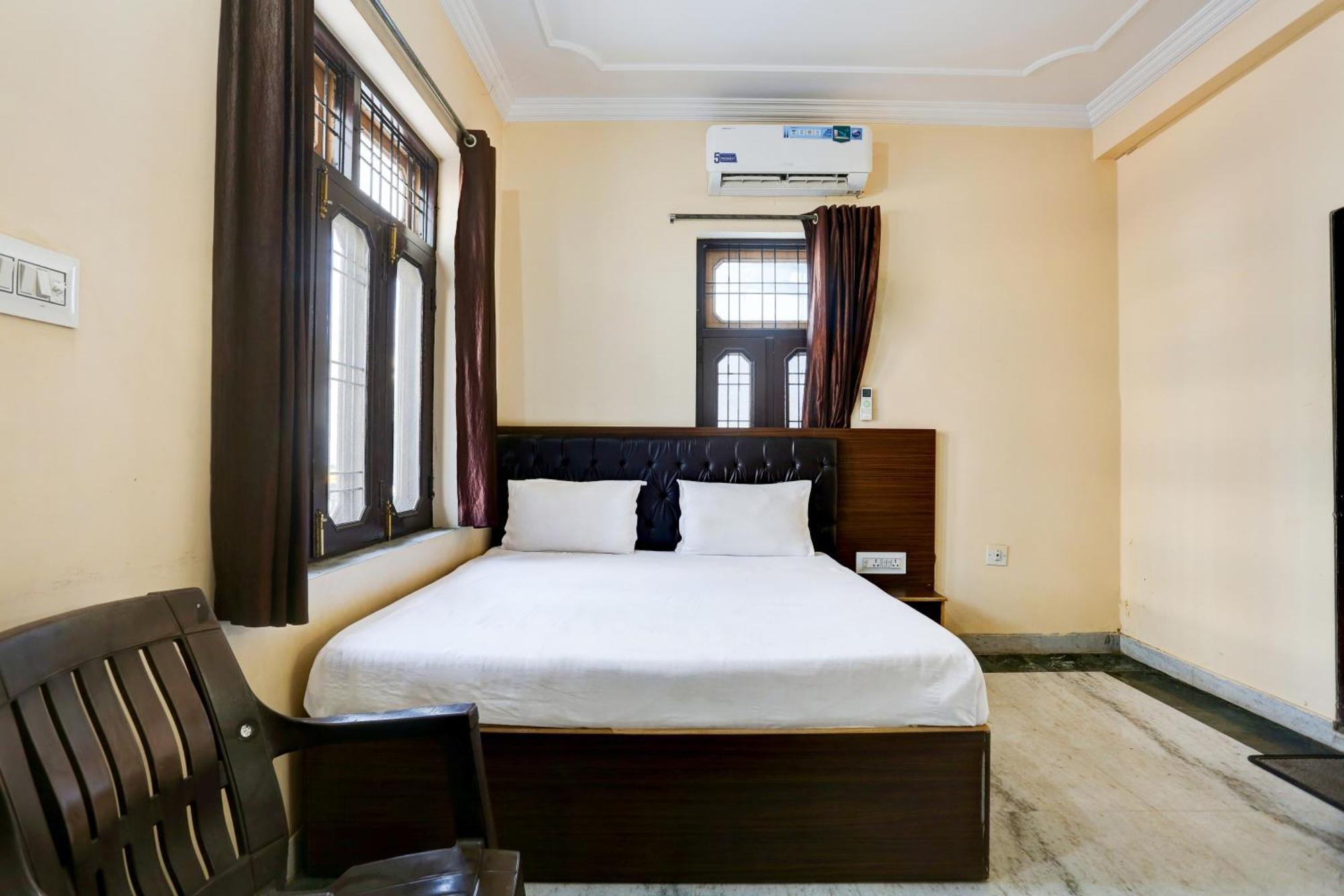 Oyo Hotel Elite Inn Джайпур Екстериор снимка